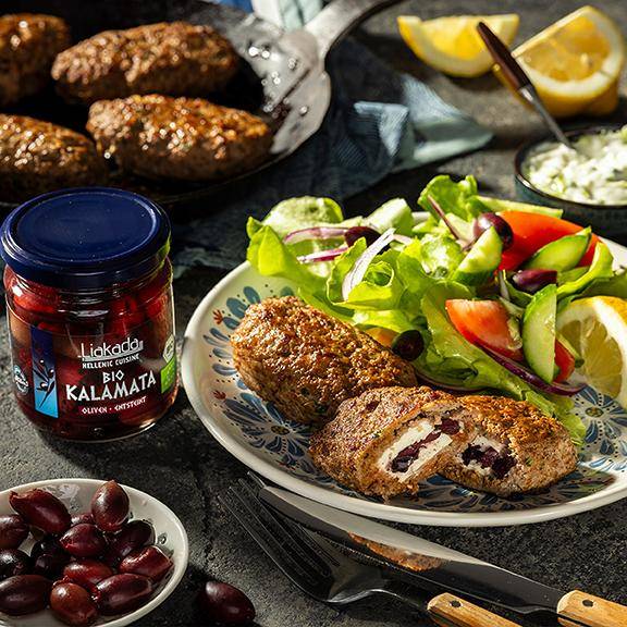 Bio Kalamata Oliven entsteint