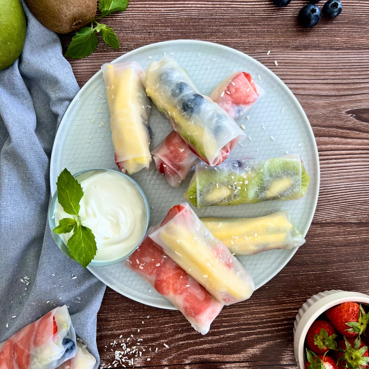 Sommerrollen mit Früchten
