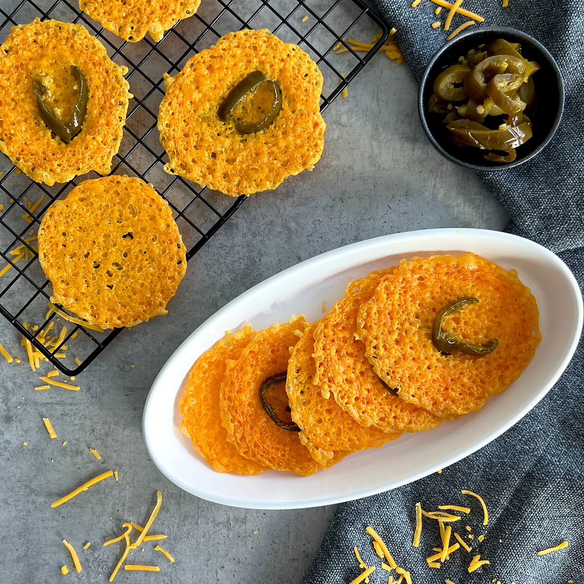 Käsetaler (mit Jalapeños)