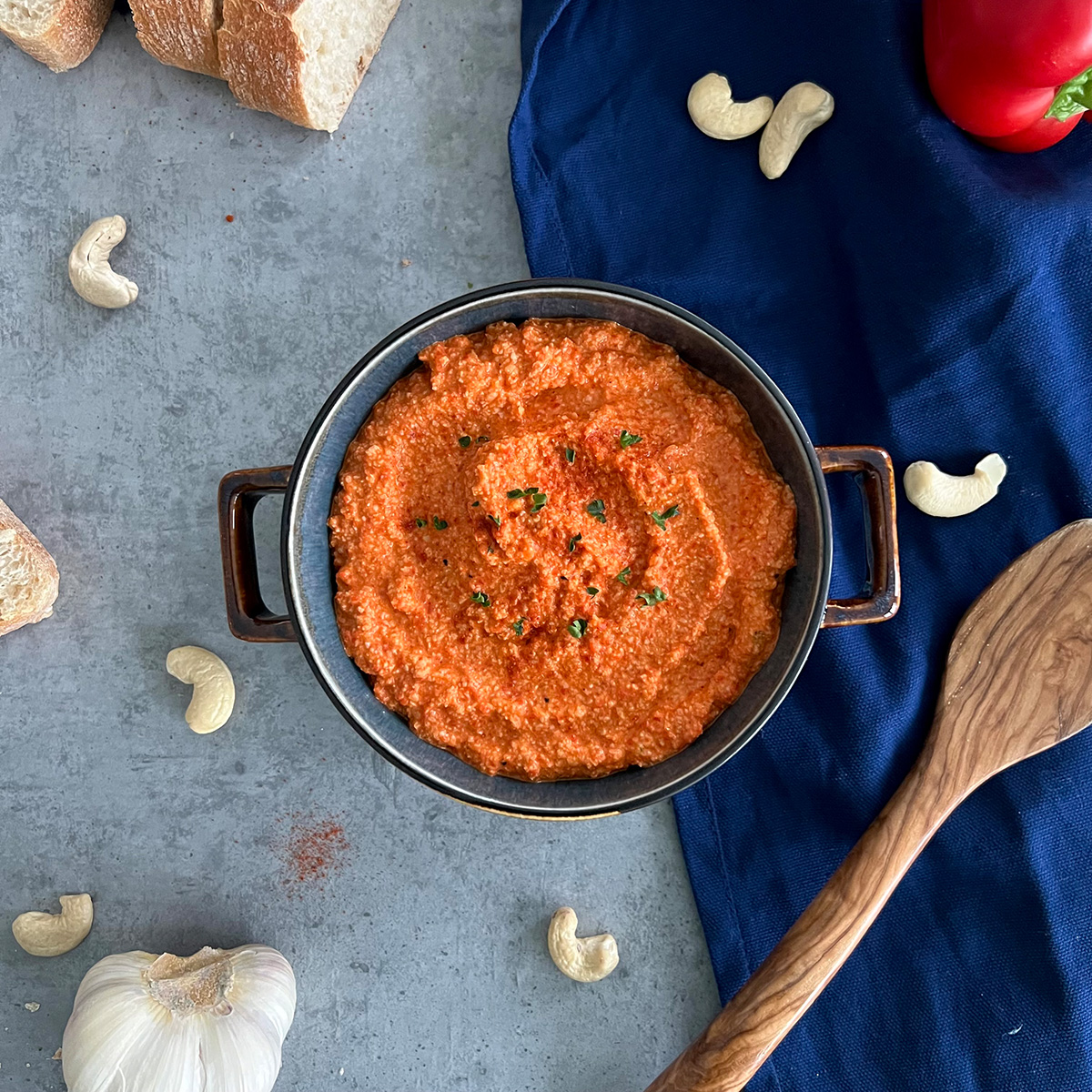 Dip aus gegrillter Paprika Dip aus gegrillter Paprika