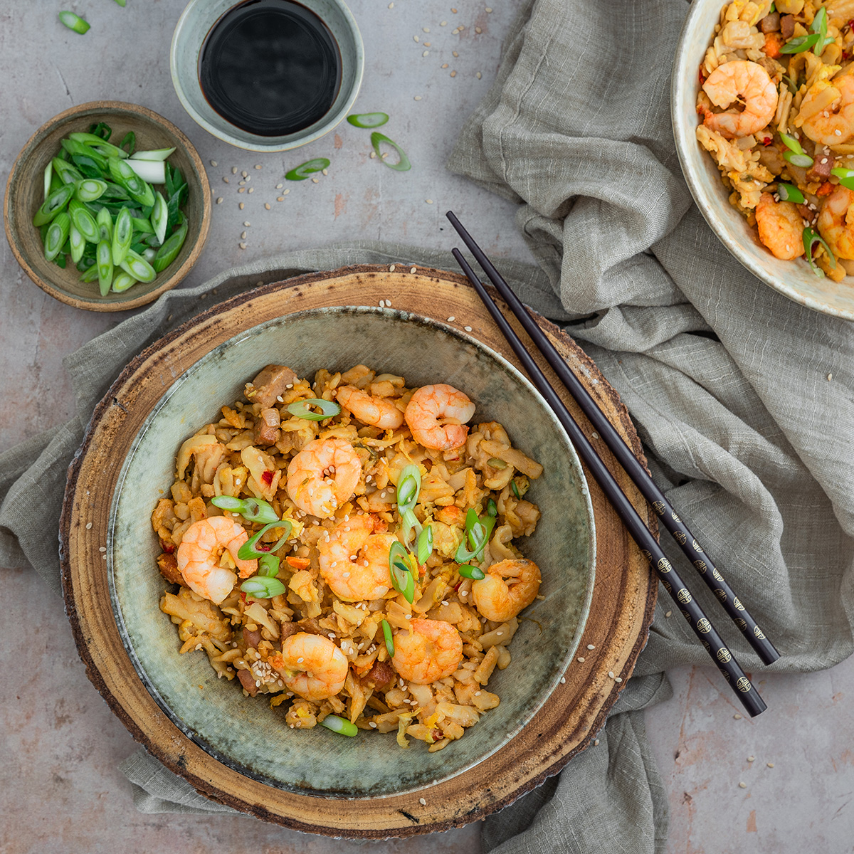 schnelles Bamigoreng mit Garnelen