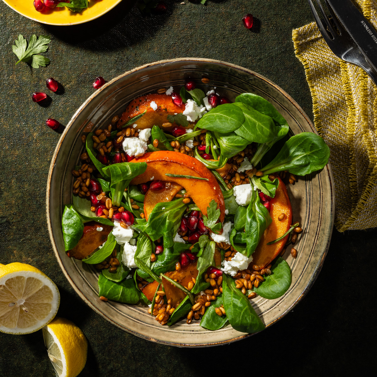 Weizensalat mit geröstetem Kürbis und Feta