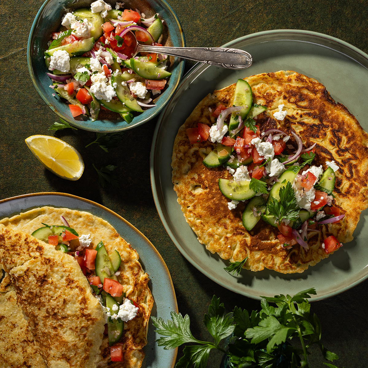 Bulgur Pfannkuchen mit Feta Salat Füllung