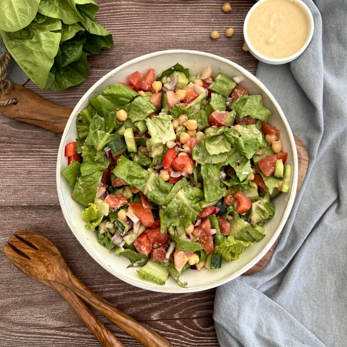 Kichererbsen Salat mit Hummus Dressing